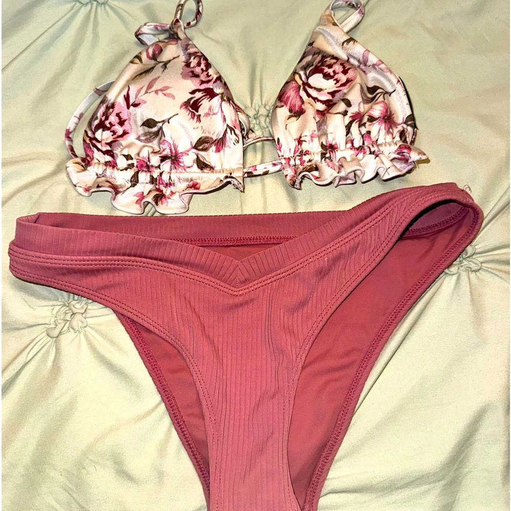 Pacsun Floral Bikini